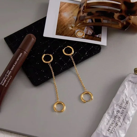 18K Gold Plated Cubic Zirconia Tassel Earrings - Picture 4 of 8